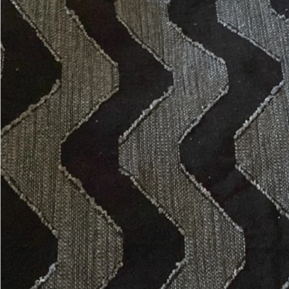 Set of 2 18” cotton linen BLACK & GRAY zig zag pillow shams New embroidered